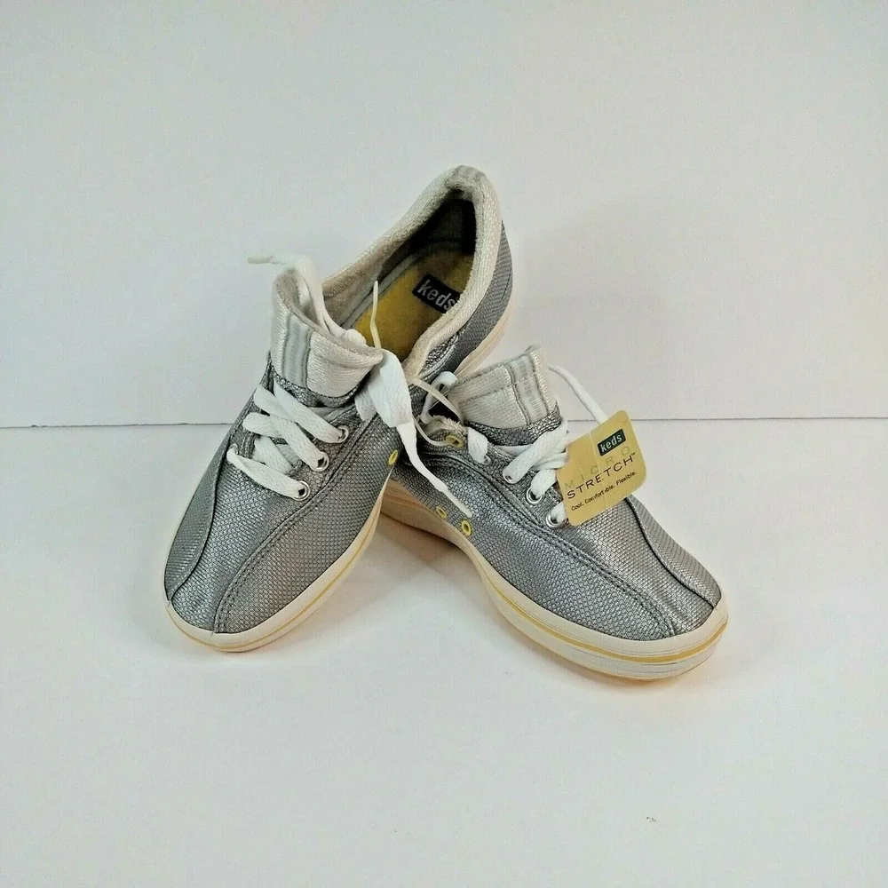 KEDS Micro Stretch Youth Comfort Lace Up silver Casual Walking sneakers‎ Sz 3